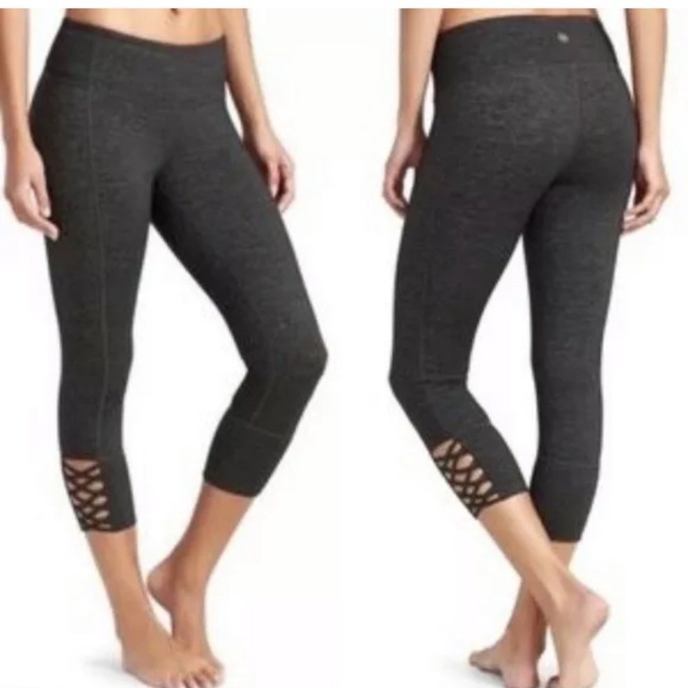 Athleta mind over mat s leggings gray cross cross